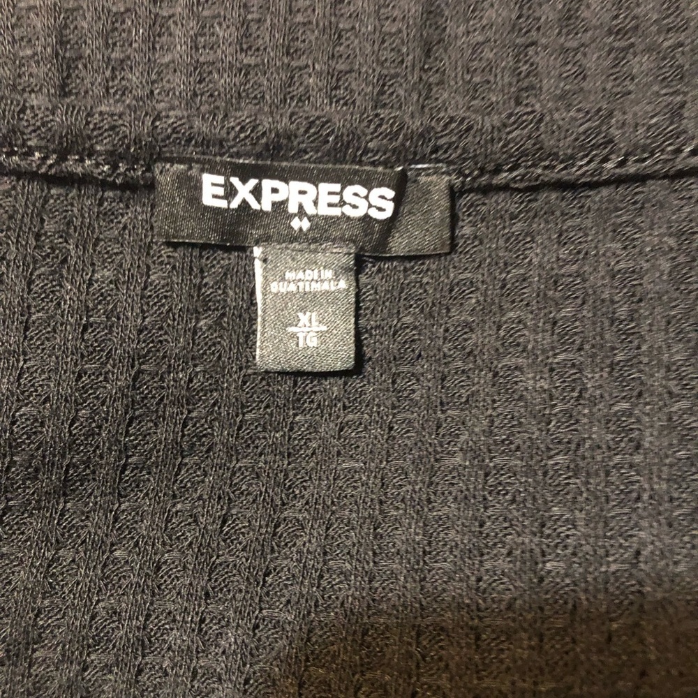 Express Top - Picture 3 of 4
